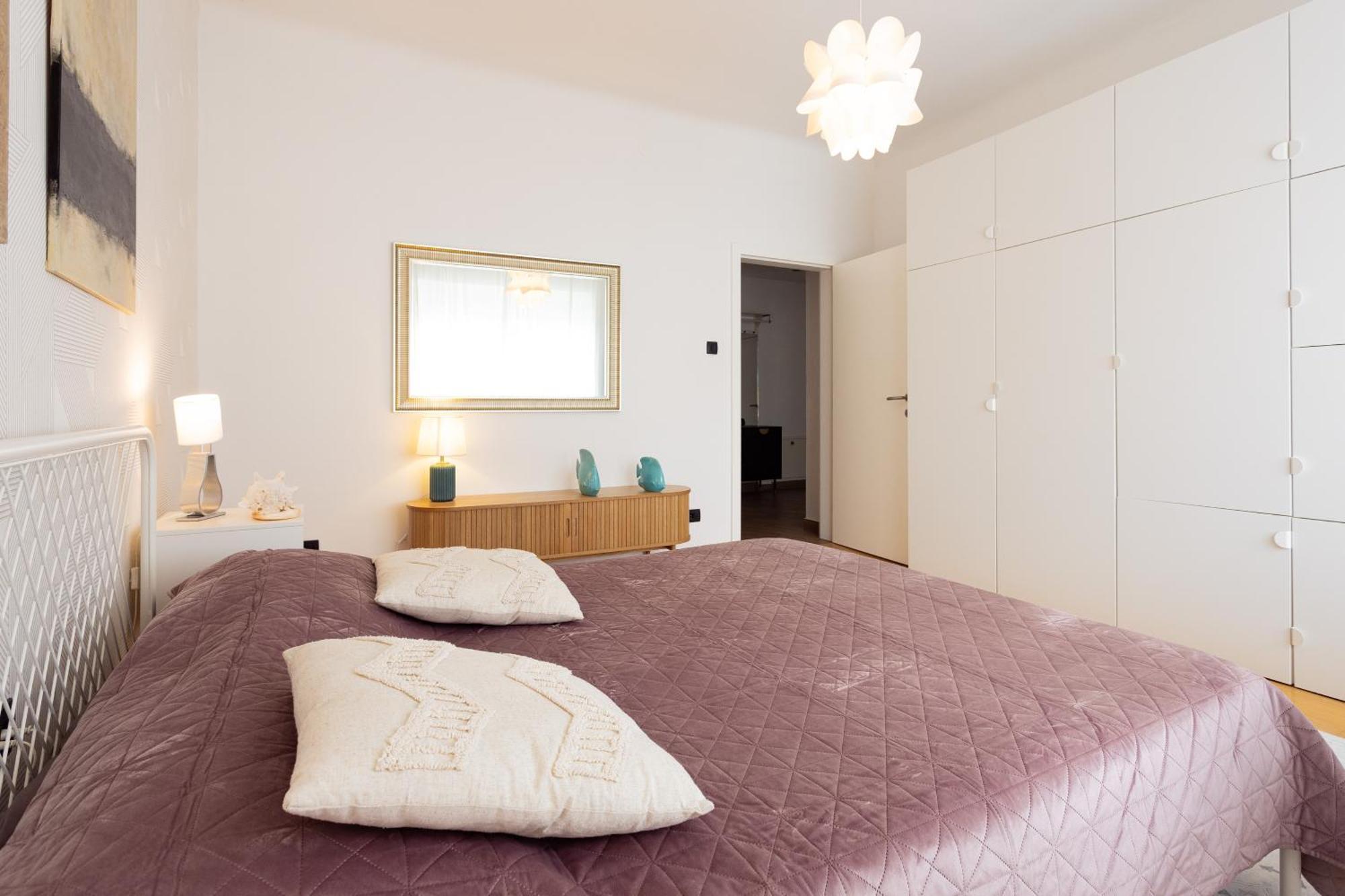 Large Two Bedroom Family App - Free Parking Любляна Екстериор снимка